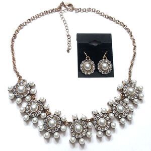 Pearl Rhinestone Necklace Earrings set floral Feminine wedding White Gold Gift